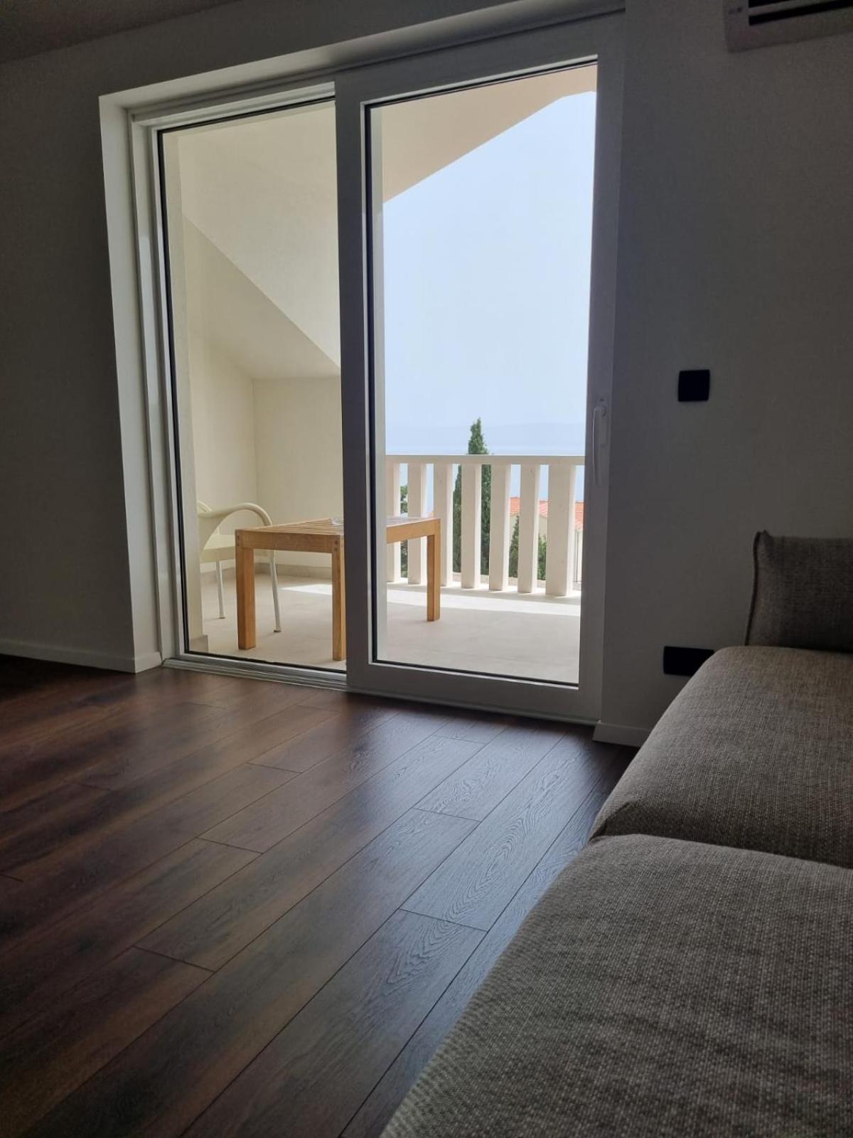 Superior Apartments Luka 볼 외부 사진